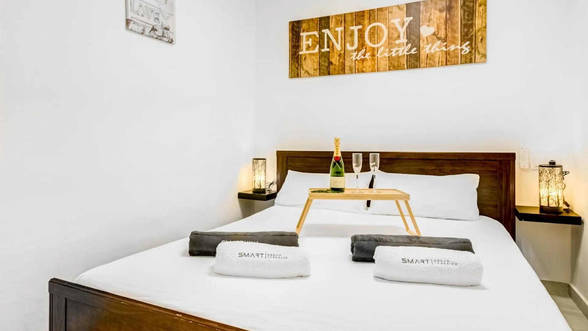 Cosy Apartment With Great View 아데제